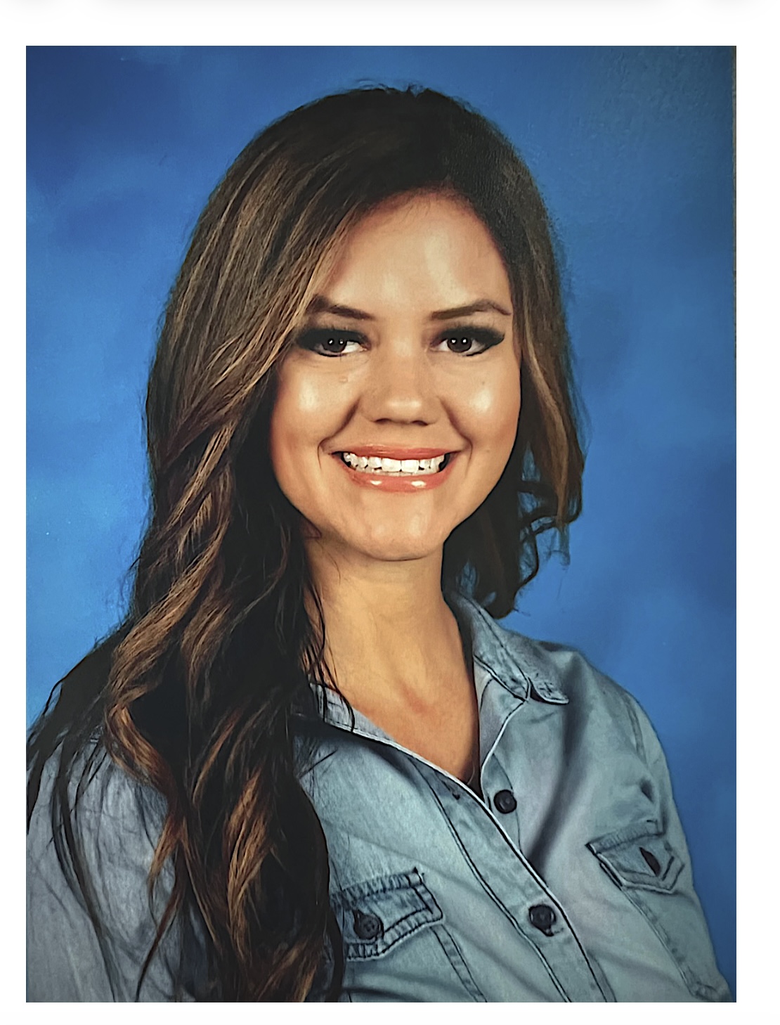 Renee Mulkey获得vs上詹姆斯L.和多萝西H.杜瓦教育与人类服务学院优等奖