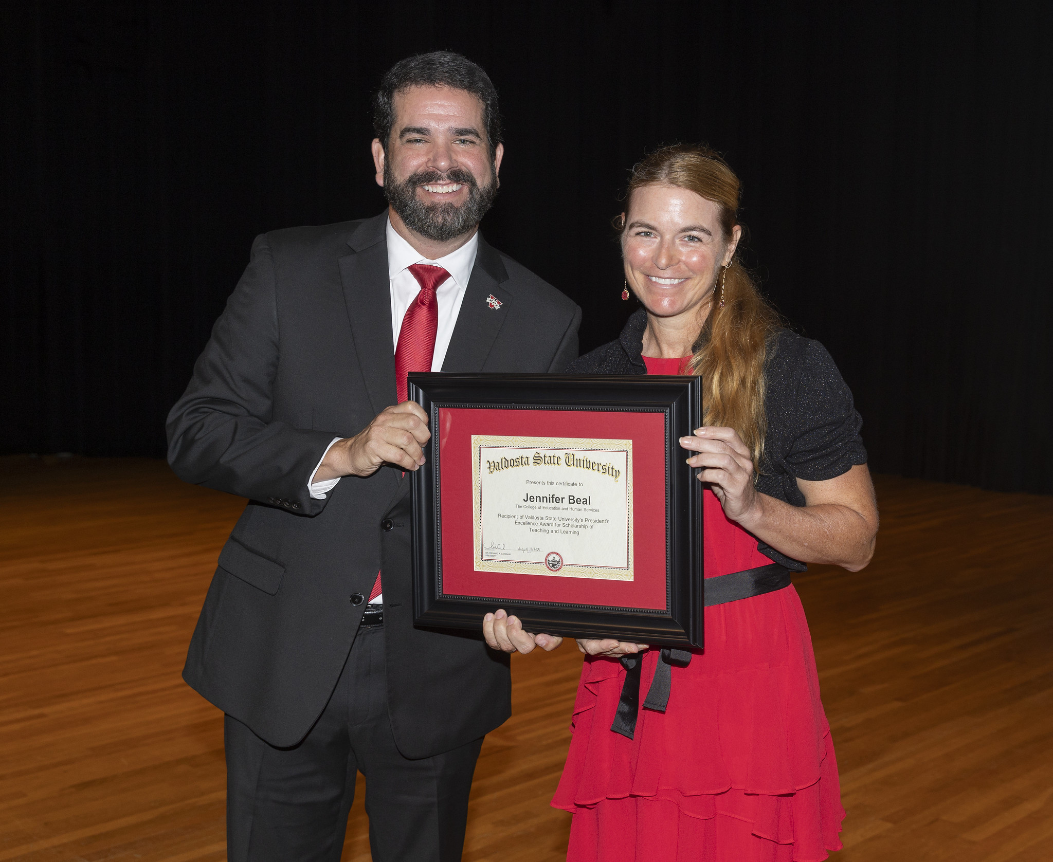 来认识一下Jennifer Beal，她是vs上 2025年总统卓越教学奖学金获得者